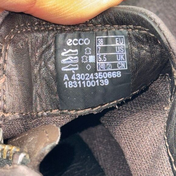 Ecco Soft Low Cut Zip Booties Sneakers Brown Women Size 7 - Picture 6 of 7